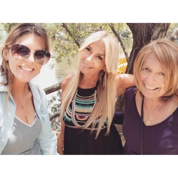 Meet your Posher, Ashlee - Picture 1 of 1